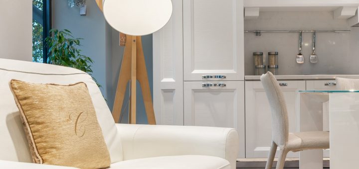 location meuble pexels photo 7535065 scaled