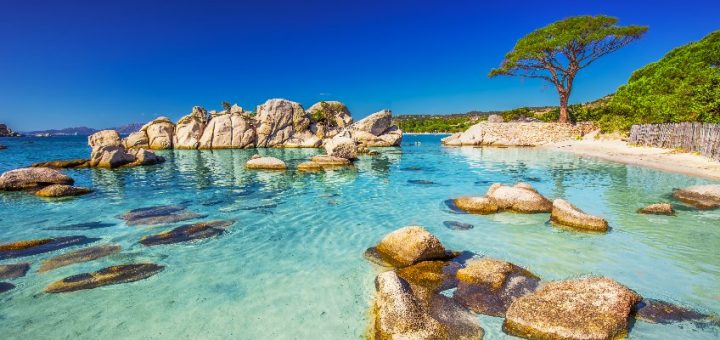 This article tells you the most beautiful beaches in South Corsica.